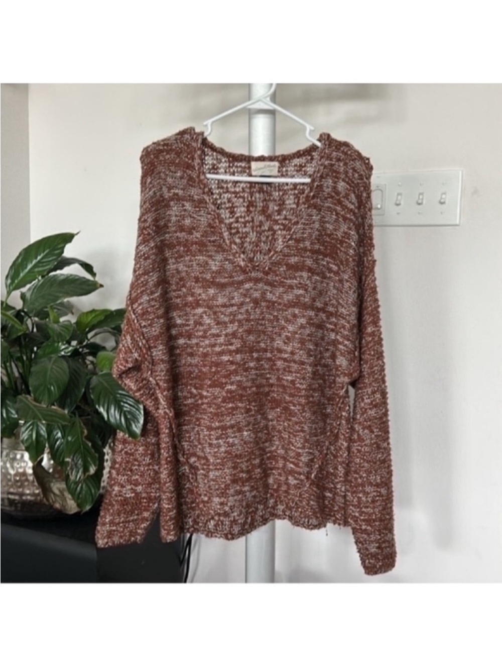 Universal Thread Pullover Sweater Sz L V Neck Oversized Nubby Knit Brown